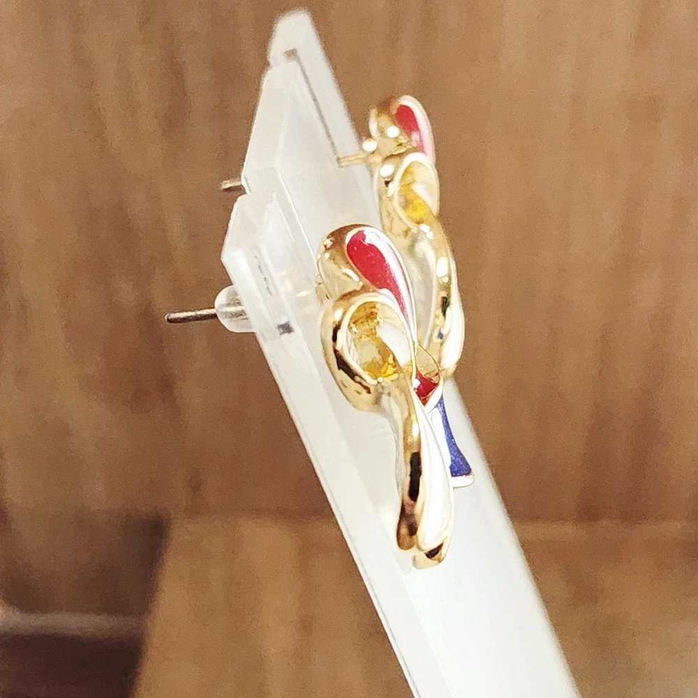 Red White Blue Enamel Gold Tone Abstract Knot Stud Earrings Patriotic .75 inches